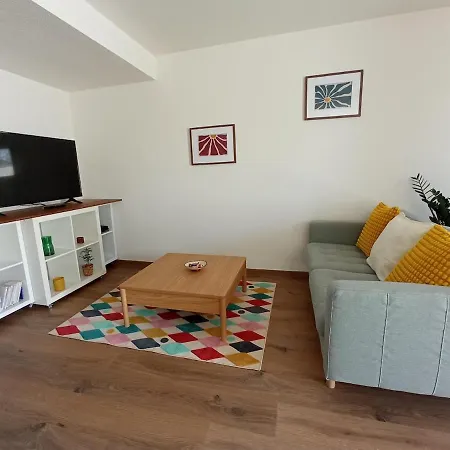 Neuf, Parking Prive, 2 Apartman *